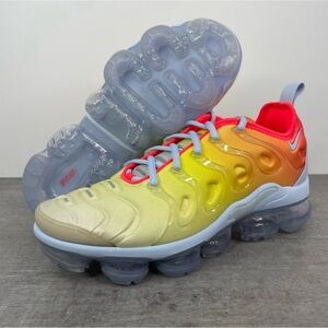 Nike Vapormax Plus size 11 barely worn 100.00